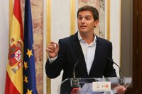 Rivera dice que Delgado deberá dimitir si no da una explicación "creíble" sobre las informaciones publicadas