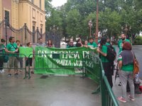 Sólo uno de cada tres docentes interinos andaluces con vacante ha sacado plaza, según Marea Verde