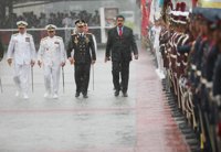 Las Fuerzas Armadas ratifican su "lealtad absoluta" a Maduro ante las palabras de Trump