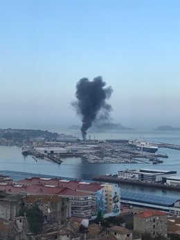 Incendio en una nave en Bouzas, en Vigo