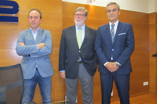 Aparicio junto a Ortiz en la presentación de Feporcyl. Valladolid 27/9        