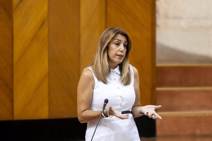 En Sevilla, preguntas de los grupos parlamentarios a la presidenta de la Junta 