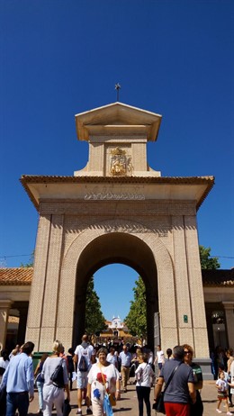 Feria de Albacete, recinto ferial, puerta de hierros, sartén