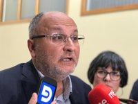 El PSdeG estudiará dejar la comisión de O Marisquiño "espuria" y el resto de grupos piden saber "la verdad"