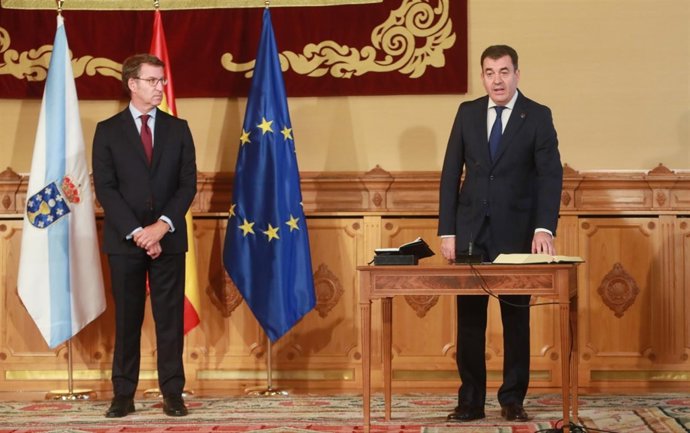 Román Rodríguez toma posesión como conselleiro de Cultura