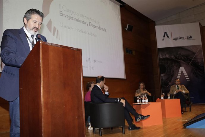 Inauguración del II Congreso Internacional de Envejecimiento y Dedepdencia.
