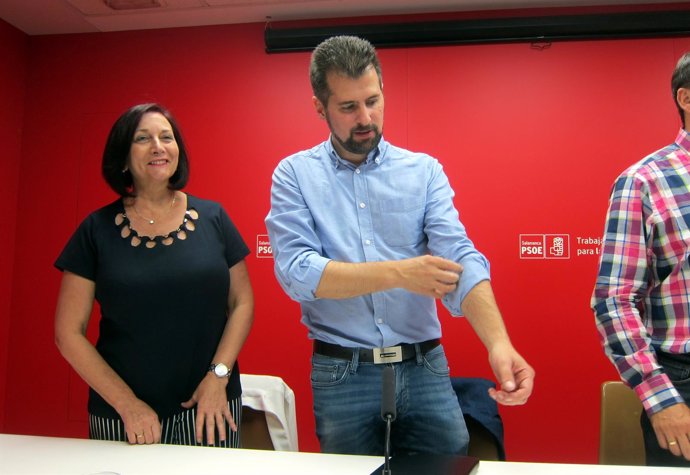 Tudanca en la sede del PSOE en Salamanca.                            