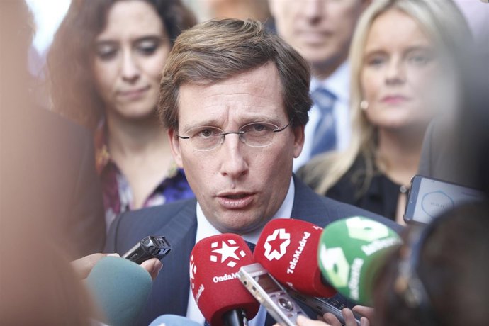 El PP de Madrid inicia su campaña Pon una bandera en tu balcón