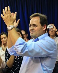 Núñez gana con claridad las primarias de PP C-LM y sucederá a Cospedal sin necesidad de segunda vuelta