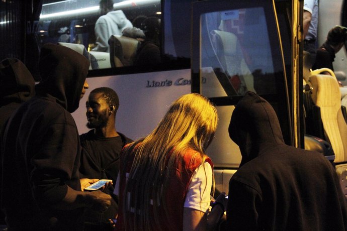 Autobus con migrantes