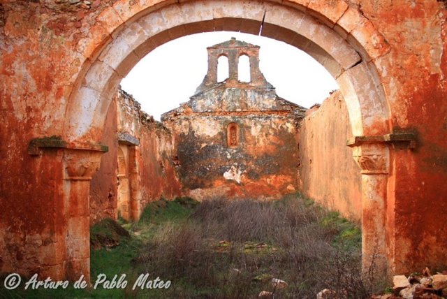 Estado anterior de la ermita de San Lorenzo. 