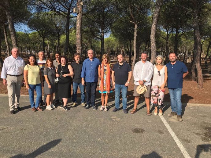 Los grupos parlamentarios realizan una visita a Doñana.