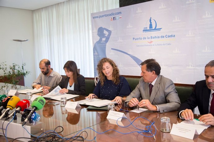 Firma del convenio de cesión de terrenos de Puerto Real con Adif y Puertos