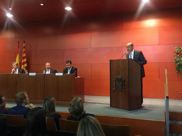 Jesús María Barrientos (TSJC) obre el curs de l'Escola Judicial amb C. Lesmes