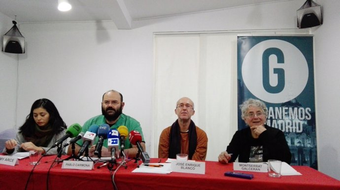 Los concejales de Ganemos (Rommy Arce, Montserrán Galcerán y Pablo Carmona)