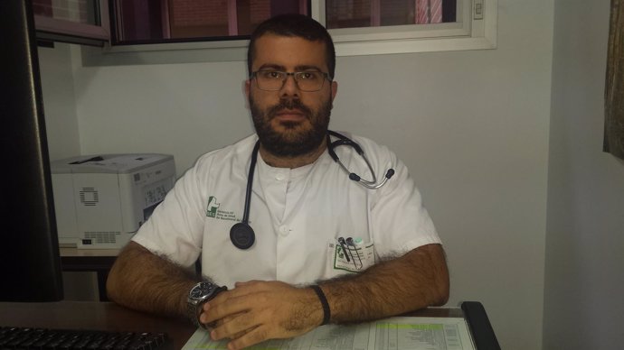 El médico internista Juan José Nava