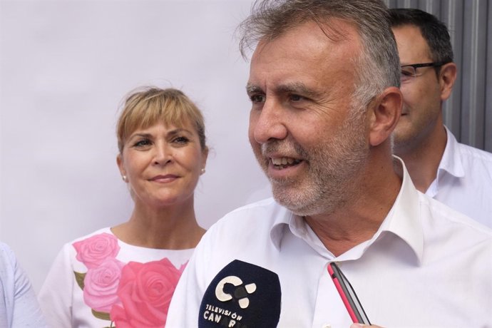 Ángel Víctor Torres