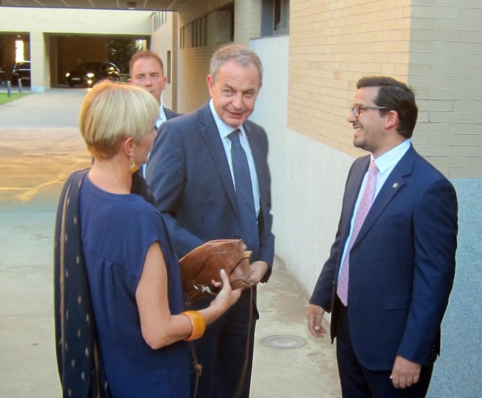 Zapatero responda al secretario general de la Organización de Estados Americanos