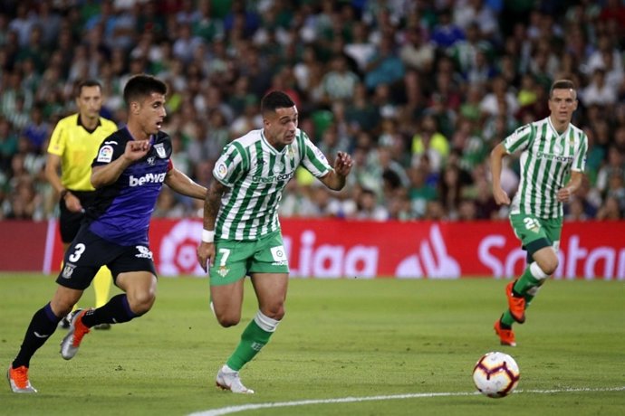 Sergio León, en un partido con el Betis