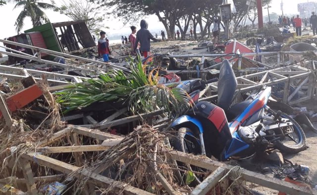 Efectos del tsunami en la localidad indonesia de Palu