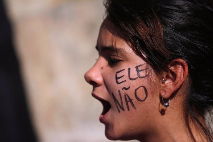 Manifestación contra el candidato brasileño Jair Bolsonaro