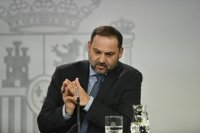 Ábalos acusa al Gobierno del PP de dar a los independentistas "argumentos para victimizarse" con las cargas del 1-O