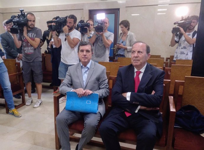 Jaume Matas y José María Rodríguez en el juicio del 'caso Over'