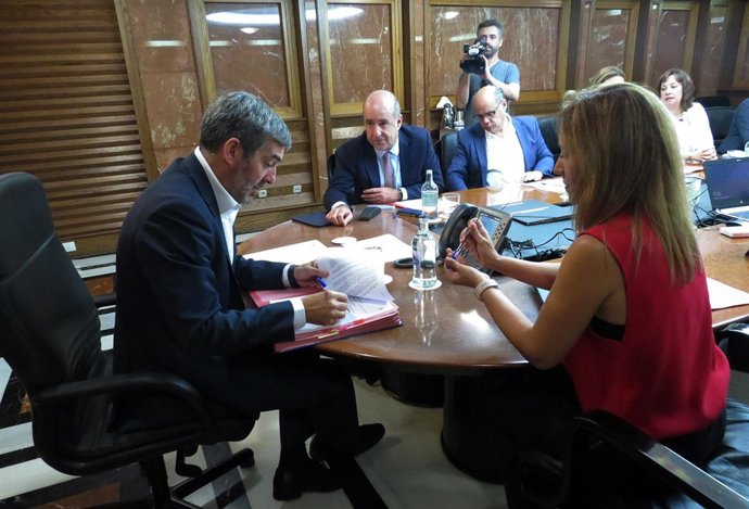 El presidente de Canarias encabeza el Consejo de Gobierno de este lunes