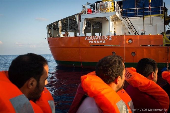 Migrantes rescatados por el buque Aquarius