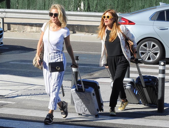 ELSA PATAKY SE MARCHA DE ESPAÑA