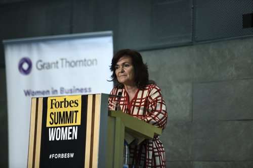 La vicepresidenta del Gobierno y ministra de Igualdad, Carmen Calvo, inaugura la jornada FORBES Summit Women en Madrid
