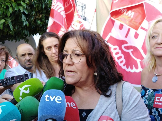 La secretaria general de UGT Extremadura, Patrocinio Sánchez