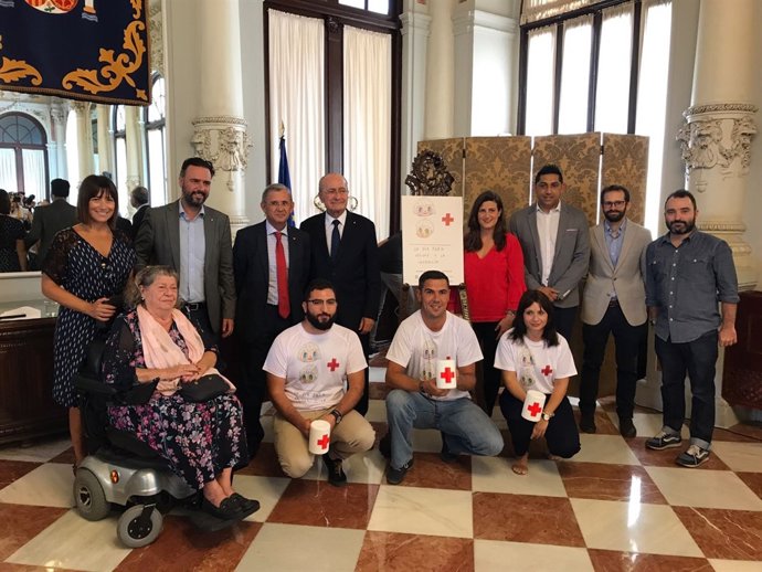 Presentación del Día de la Banderita en el Ayuntamiento 