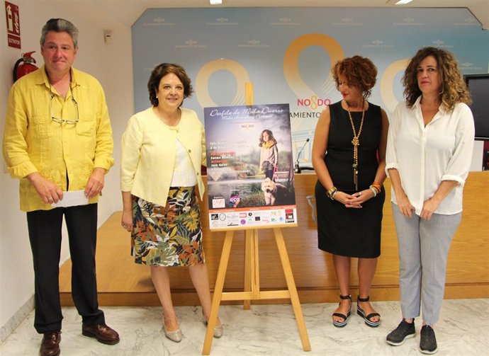Presentación de la pasarela de la calle Asunción
