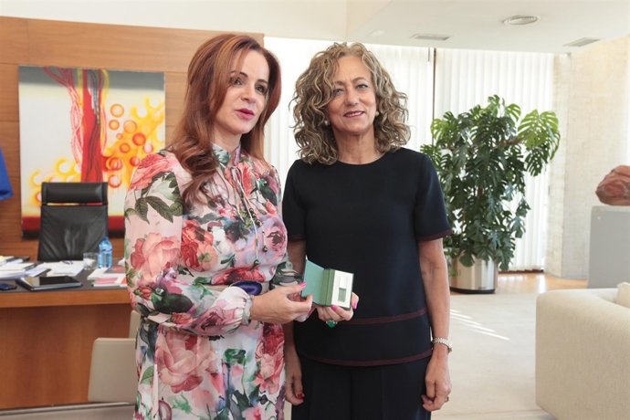 Silvia Clemente junto a la Fiscal jefe de CyL, Lourdes Rodríguez. 2-10-18
