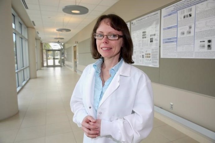 La doctora Alicja Copik, de la Universidad de Florida Central