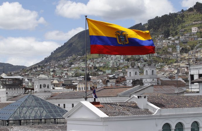 El Gobierno de Ecuador concretará la fusión de los ministerios en 90 días