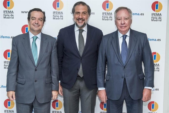 Eduardo López-Puertas, Ángel Asensio, y Clemente González Soler