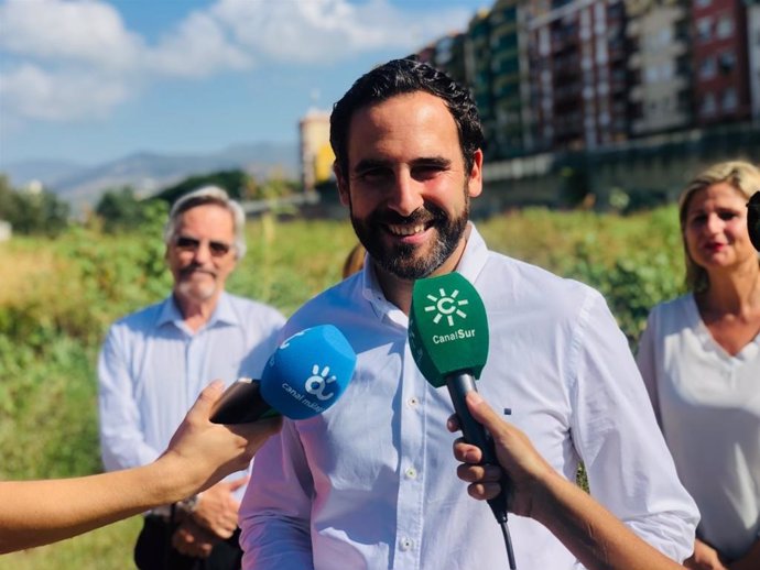 El poratvoz del PSOE en el Ayuntamiento de Málaga, Dani Pérez, atiende a medios 
