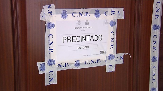 Vivienda donde fue hallada muerta una mujer de 53 años en el Parque Alcosa