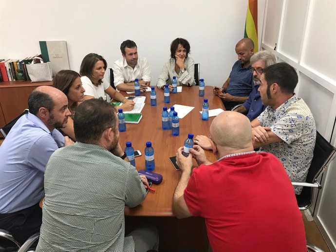 Reunión del PSOE con Asostel