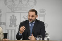 El ministro de Fomento subraya que abrir una nueva investigación sobre Angrois "depende de la CIAF"