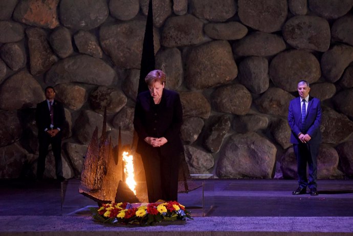 Angela Merkel en el Museo del Holocausto de Jerusalén