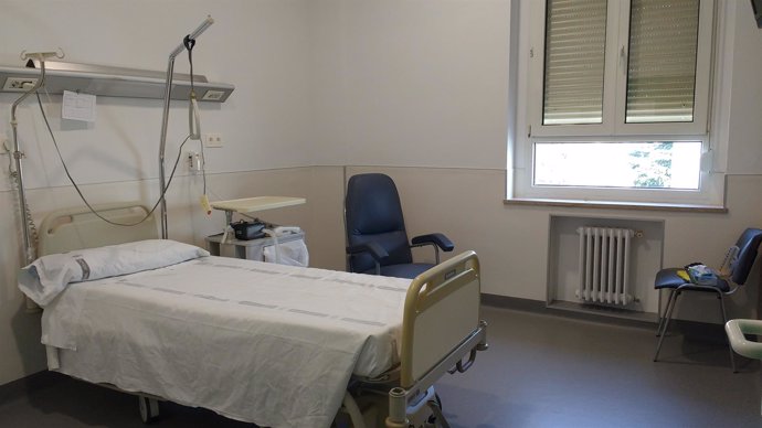 Una de las habitaciones habilitadas para pacientes de cirugía de la obesidad