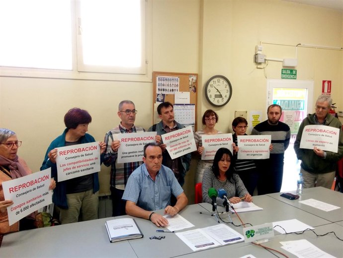 Miembros de la Plataforma, en la rueda de prensa