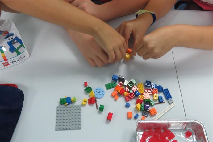 Fwd: Ndp: El Parque Tecnológico De Andalucía Pone En Marcha El Proyecto Ciencia 