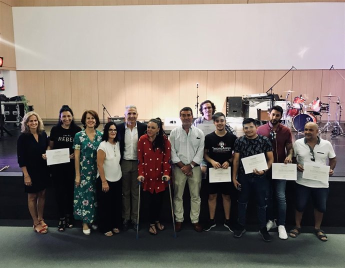 Miguel Ángel Vázquez visita el Polígono Sur en Sevilla