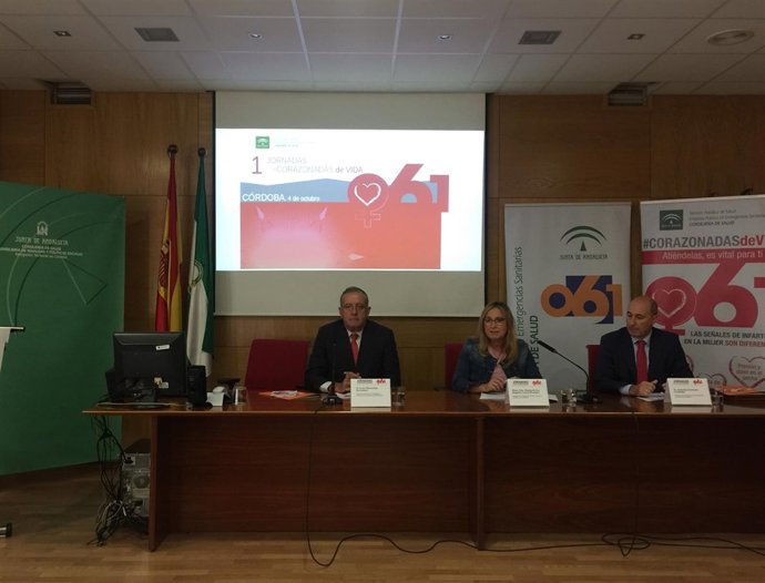 Luna (centro), inaugura 'Corazonadas de Vida'