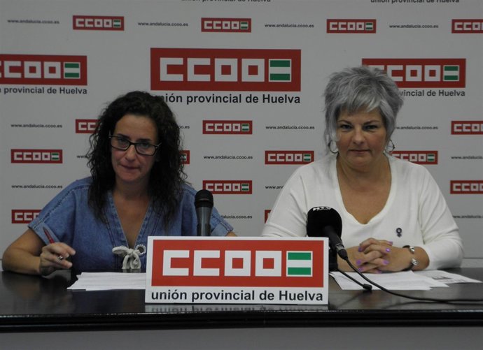 Carmen Arenas y Julia Perea.          