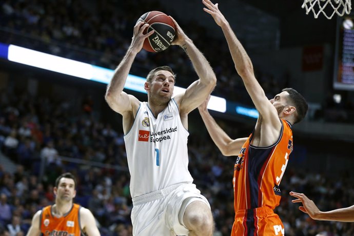 Causeur en el Real Madrid - Valencia Basket